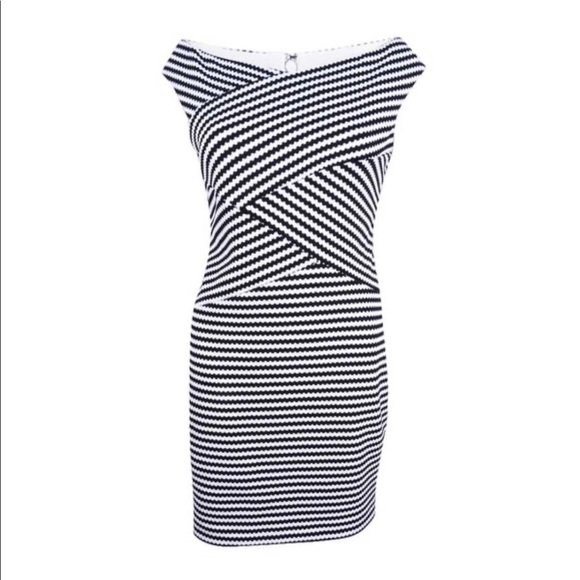Guess Dresses & Skirts - Guess dress size 2